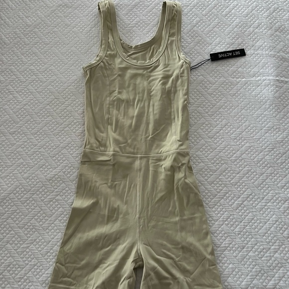 NWT SET ACTIVE SPORTBODY SUIT - Picture 2 of 5